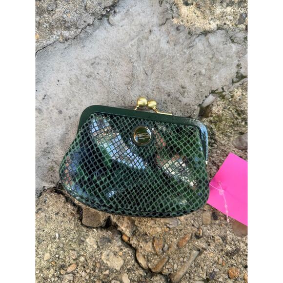 Coach Coin Clutch - Picture 1 of 3